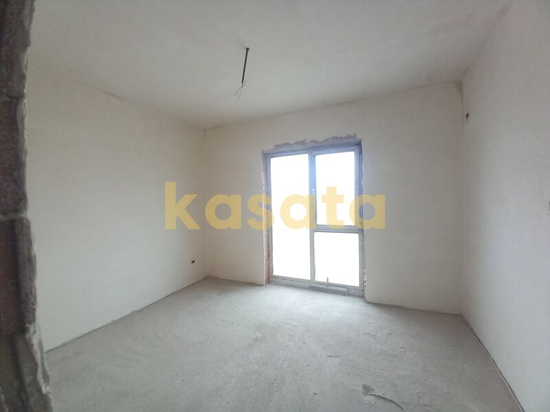 Bragadiru, curte, zona linistita, casa in duplex, 4 camere,