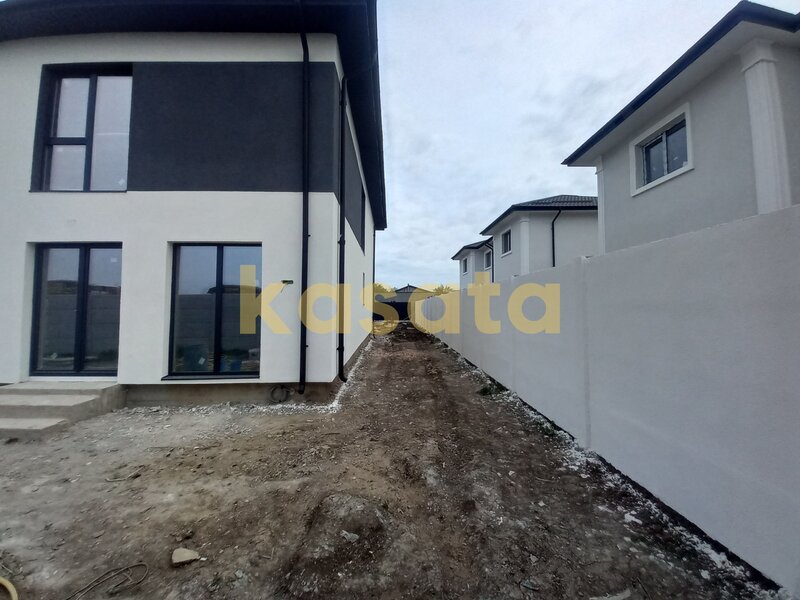 Bragadiru, curte, zona linistita, casa in duplex, 4 camere,
